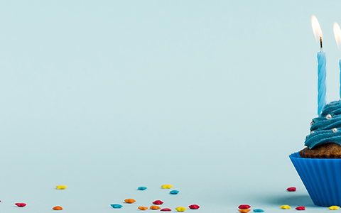 5 bougies pour DM-COM